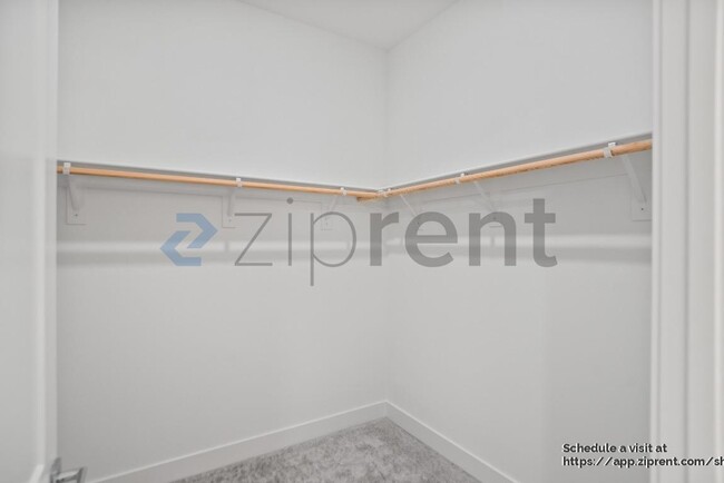 Building Photo - 308 Torrey Pine Terrace