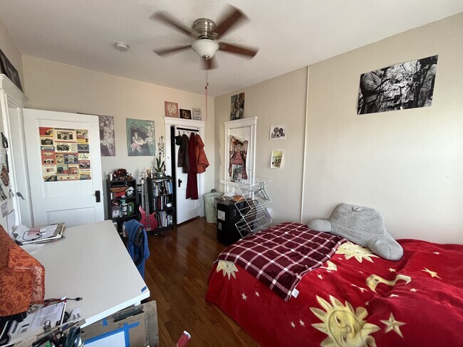 Building Photo - 1185 Commonwealth Ave