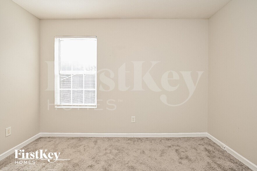 Building Photo - 111 Astilbe Meadow Dr