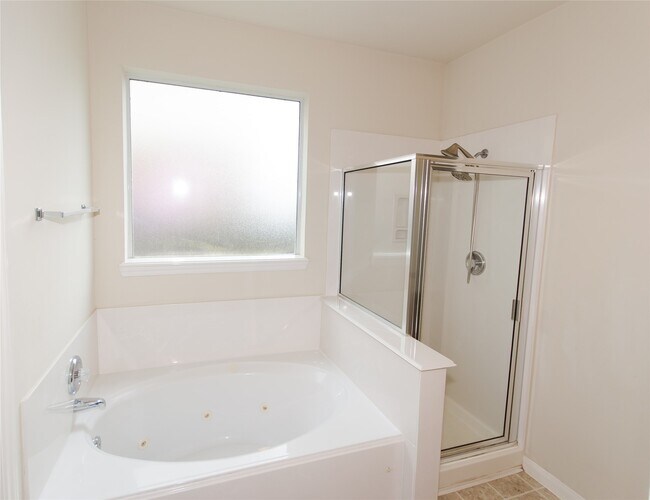 Building Photo - 16323 Yabbie Dr