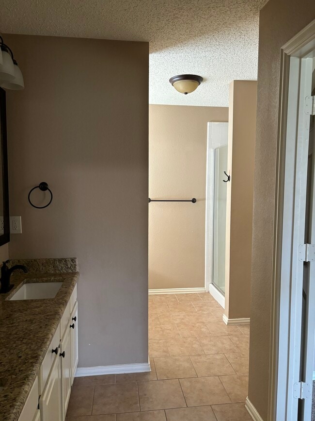 Building Photo - 1806 Rybovich Ln