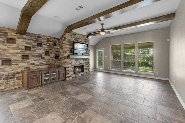 Building Photo - 27723 Amy Willow Ln