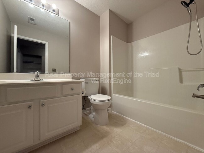 Building Photo - 1844 Olivers Crossing Cir