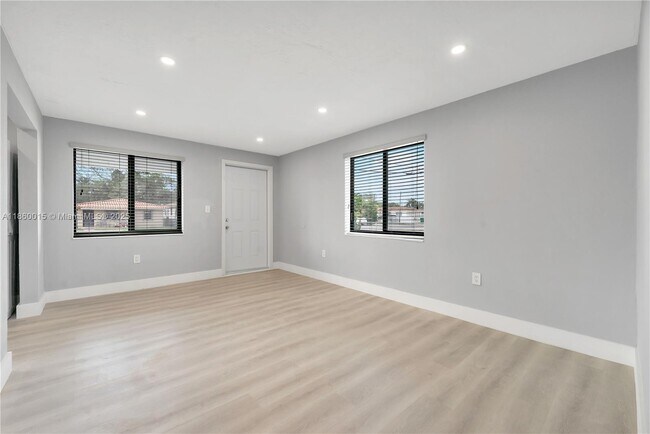 Building Photo - 7391 SW 22nd St