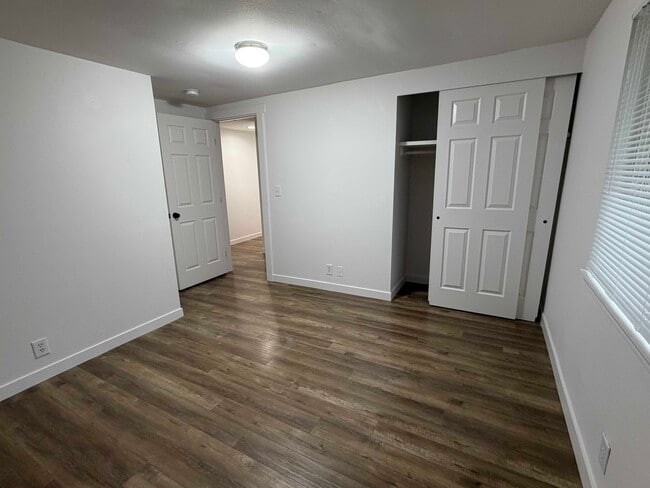 Building Photo - 16606 111th Ave SE