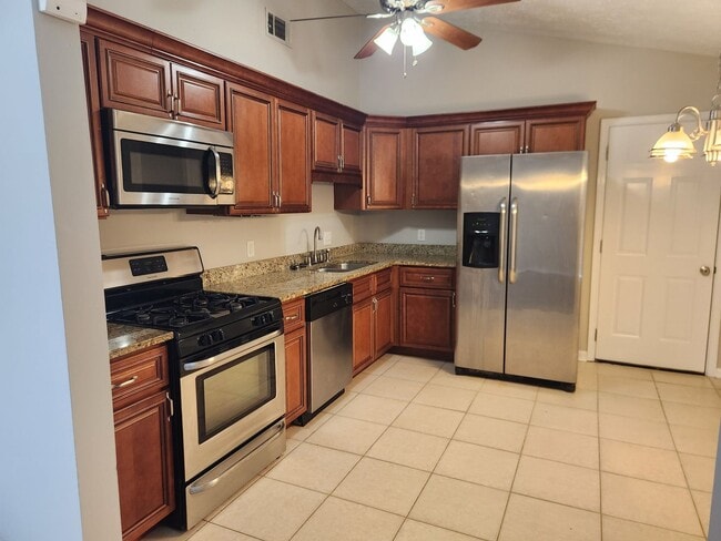 Building Photo - **Available to view in March** Beautifully Updated Home in Georgetown