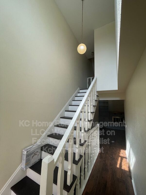 Building Photo - 209 Woodbridge Ln