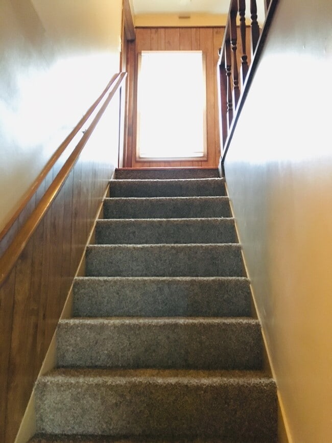 Building Photo - 3 Bedroom Bungalow in Eastpointe, MI - Sec. 8 OK