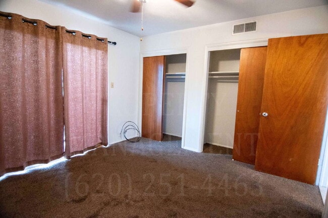 Building Photo - Spacious 2-Bedroom Apartment with Off-Street Parking & On-Site Laundry