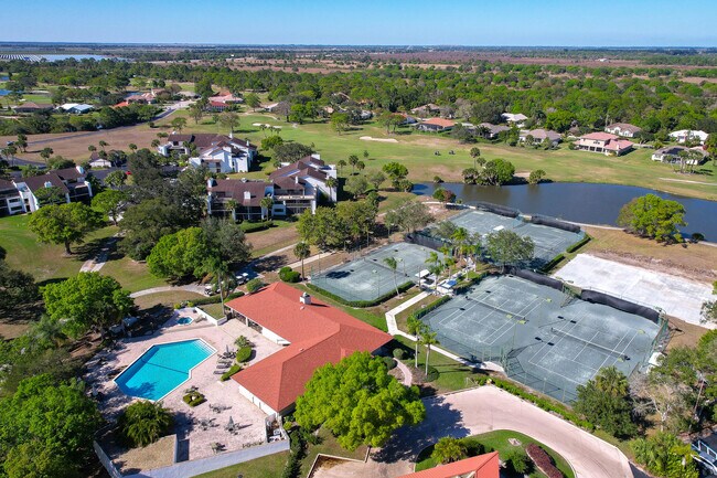 Building Photo - 3000 Conifer Dr