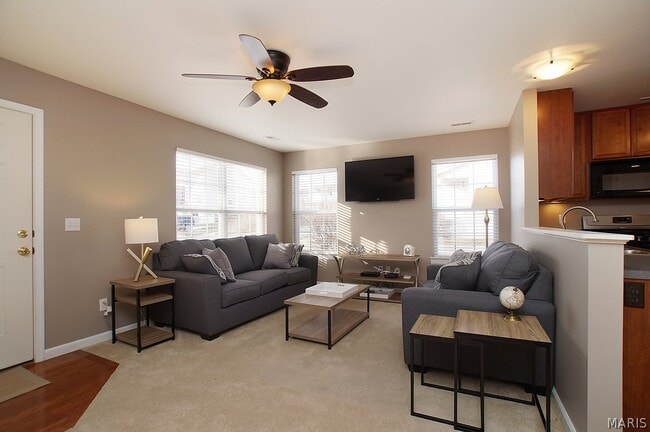 Building Photo - 307 Shady Rock Ln