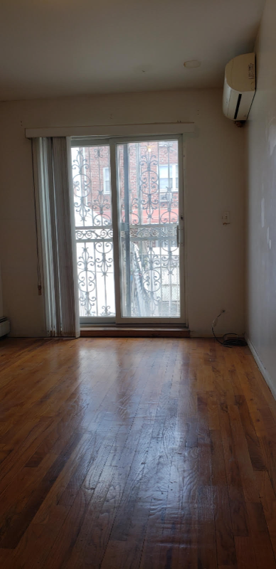 Building Photo - 73 27th Ave
