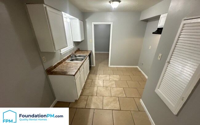 Building Photo - 1686 Brookhaven Dr