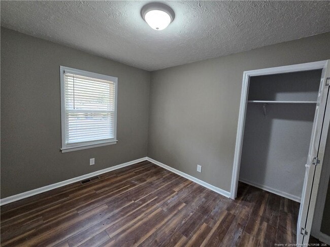 Building Photo - 2517 Vestal Ave