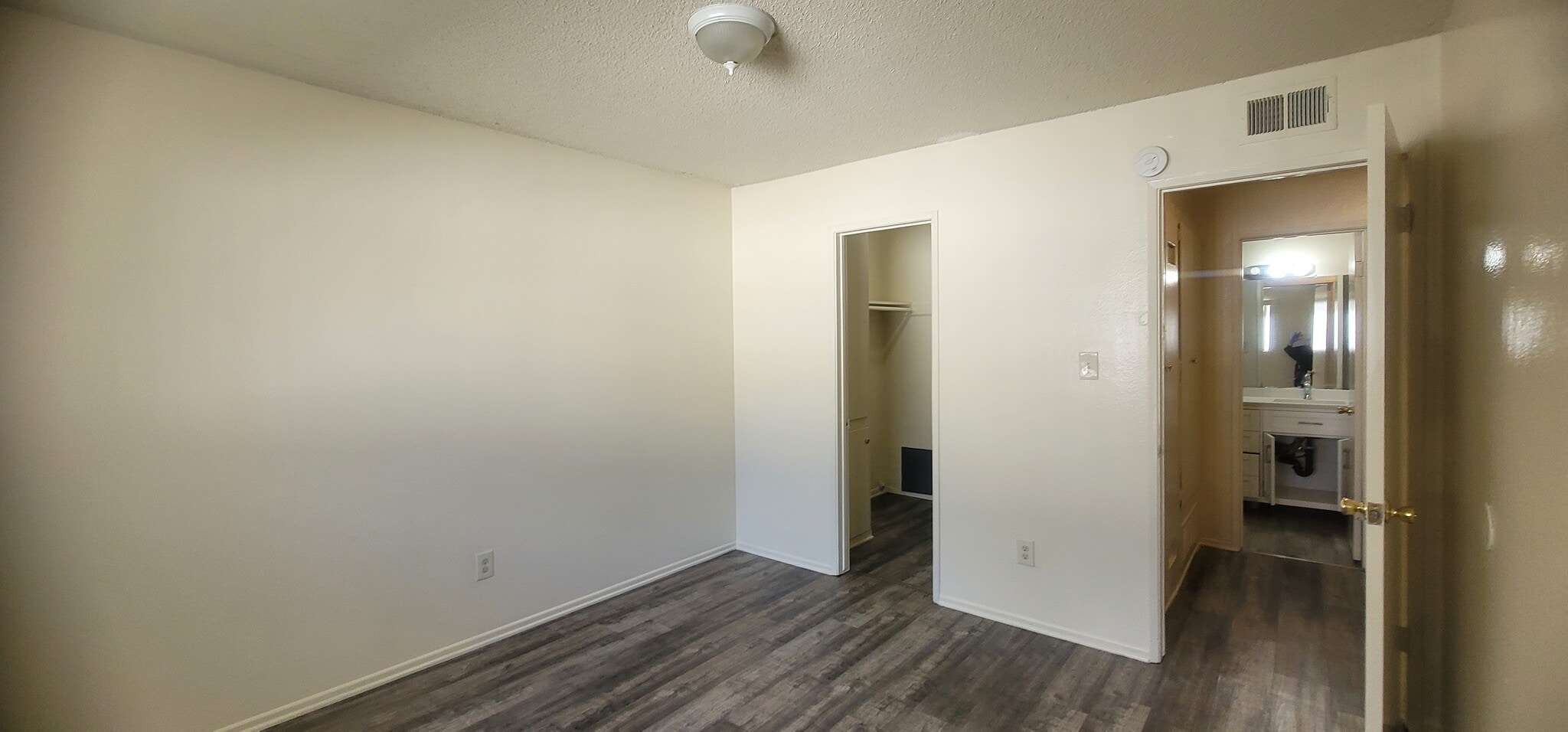 Building Photo - 7562 23rd St