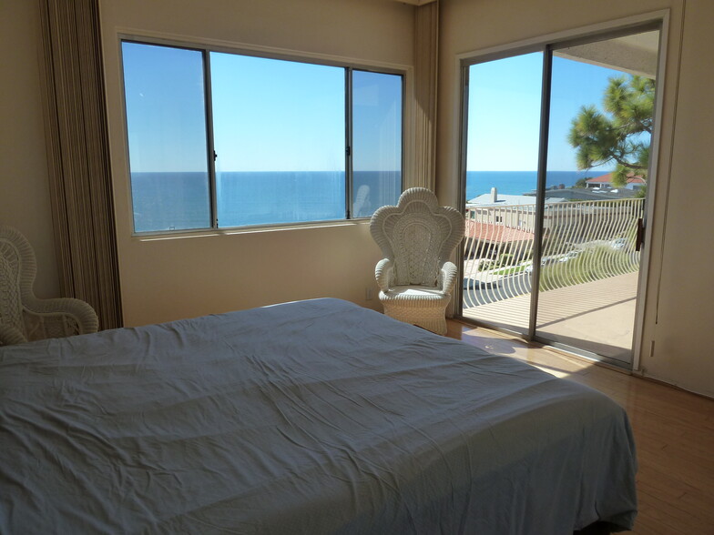 Building Photo - 18111 Coastline Dr