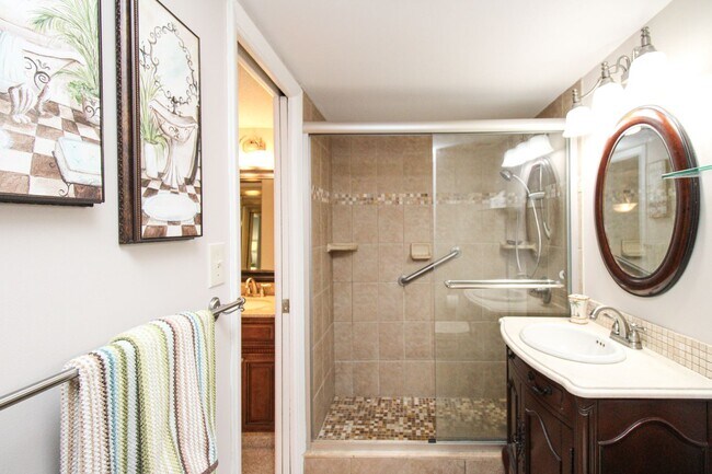 Building Photo - ** OFF-SEASONAL OR 6 MONTHS AND 1 DAY ANNU...