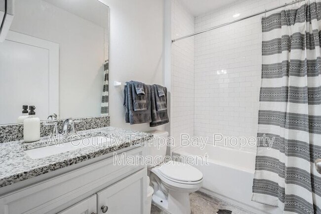 Building Photo - 2604 N Highland Ave