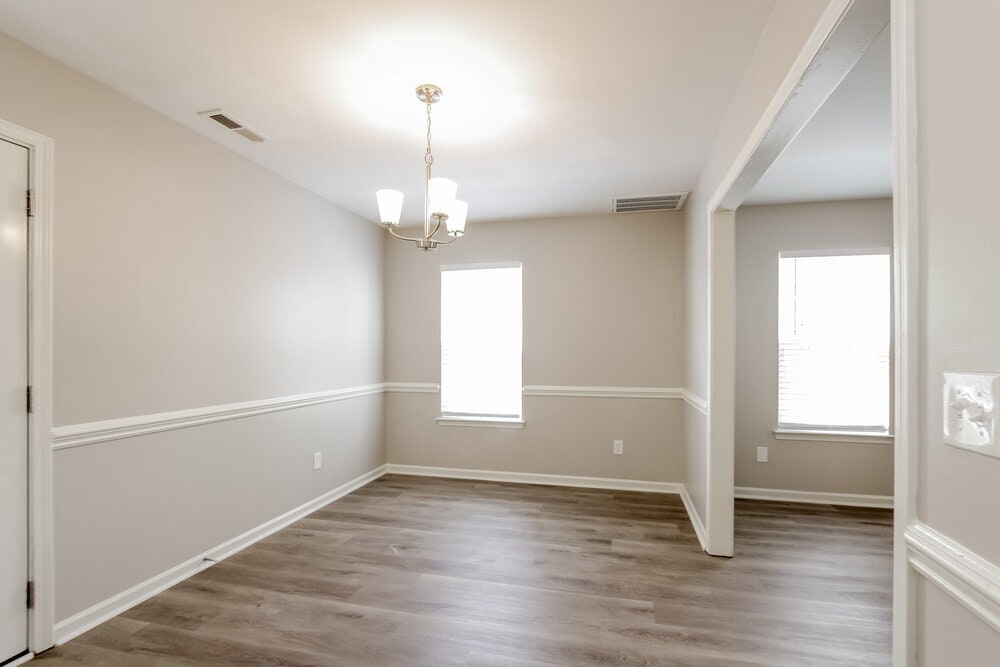 Building Photo - 2449 Reid Oaks Dr