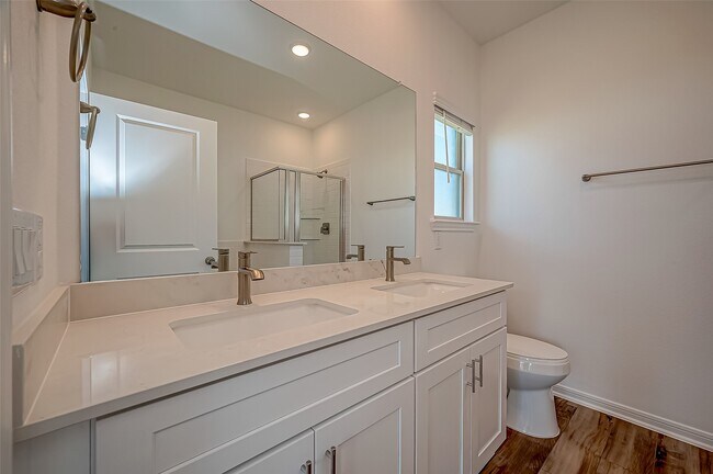 Building Photo - 7134 Glennwick Grv Ln