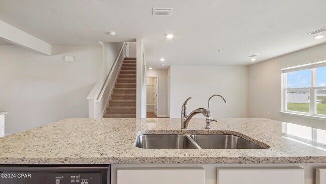 Building Photo - 120 Ryder Ln