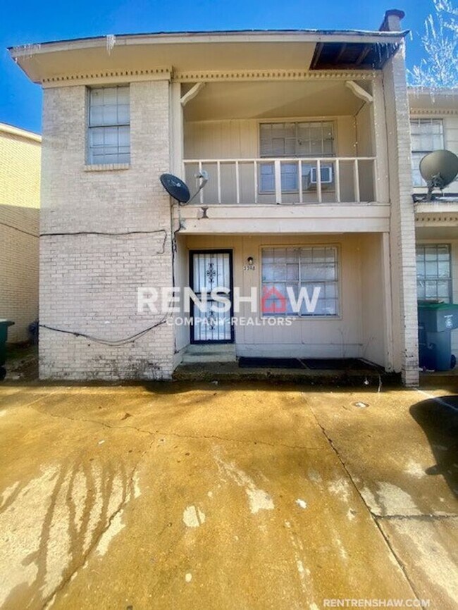Classic 2/2 Duplex In Memphis Now Availabl... 3398 Dungreen St