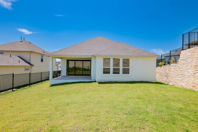 Building Photo - 1040 Villa Rialto View