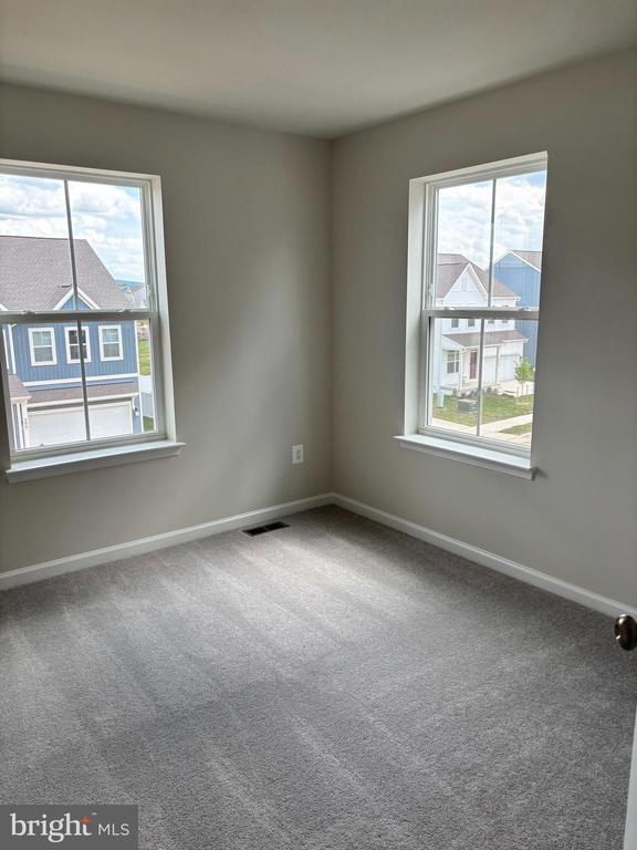 Building Photo - 293 Mineral Springs Rd