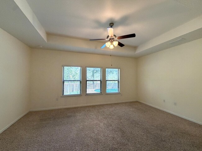 Building Photo - 316 Merlin Ct