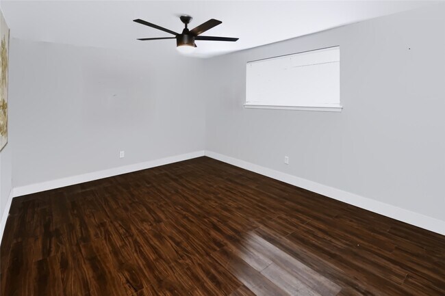 Building Photo - 11930 Ashcroft Dr