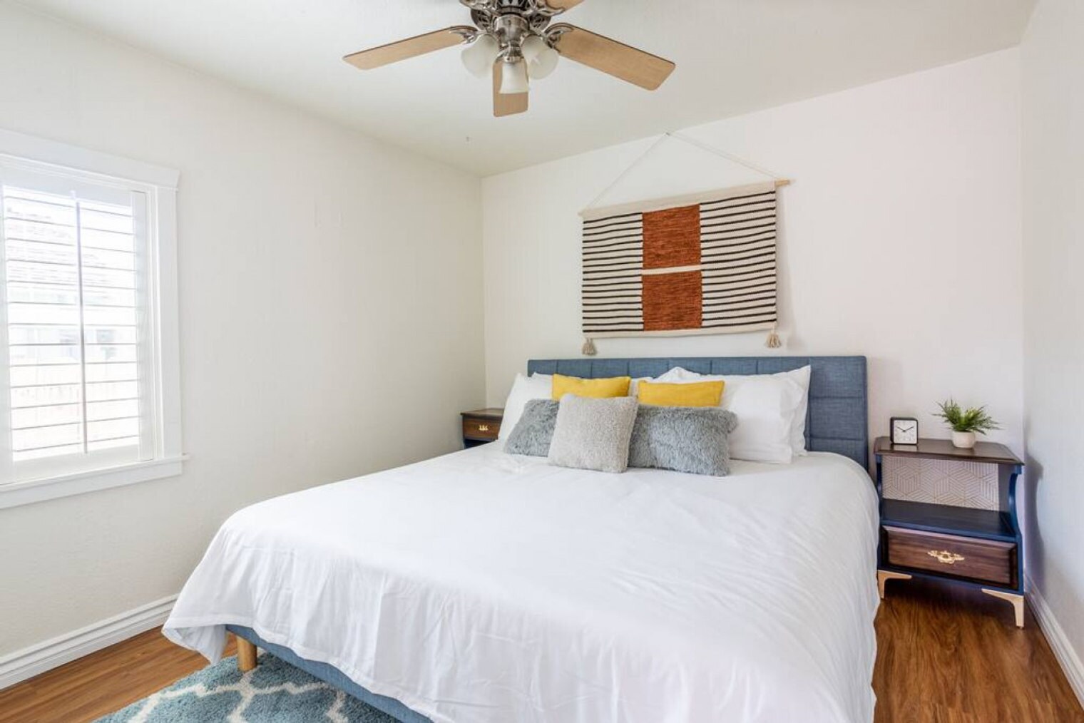 Building Photo - 4916 Long Branch Ave