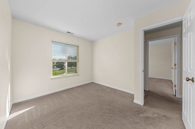 Building Photo - 2640 Idaho Rd