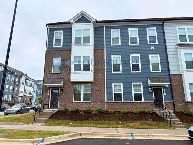 Building Photo - Bright End-Unit 3-Bed / 2.5-Bath Townhome with Flex Space, Gourmet Kitchen & 2-Car Garage – Walka...