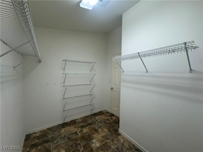 Building Photo - 9963 Burton Lake Ct