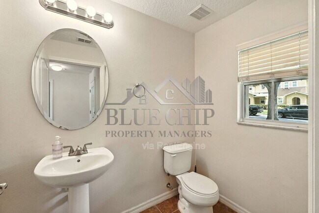 Building Photo - 13800 Golden Russet Dr