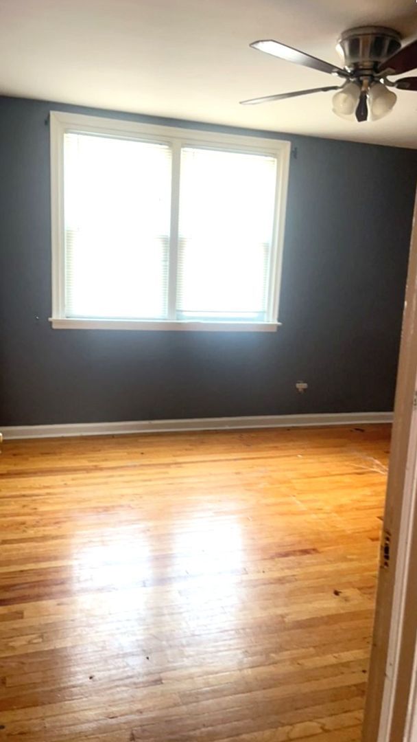 Building Photo - Stunning 3-Bedroom Townhome in East Oak Lane! Available NOW!