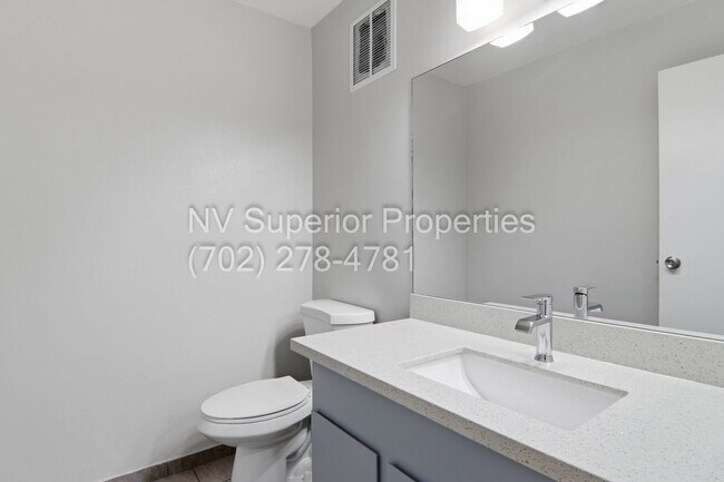 Building Photo - 2274 E Desert Inn Rd