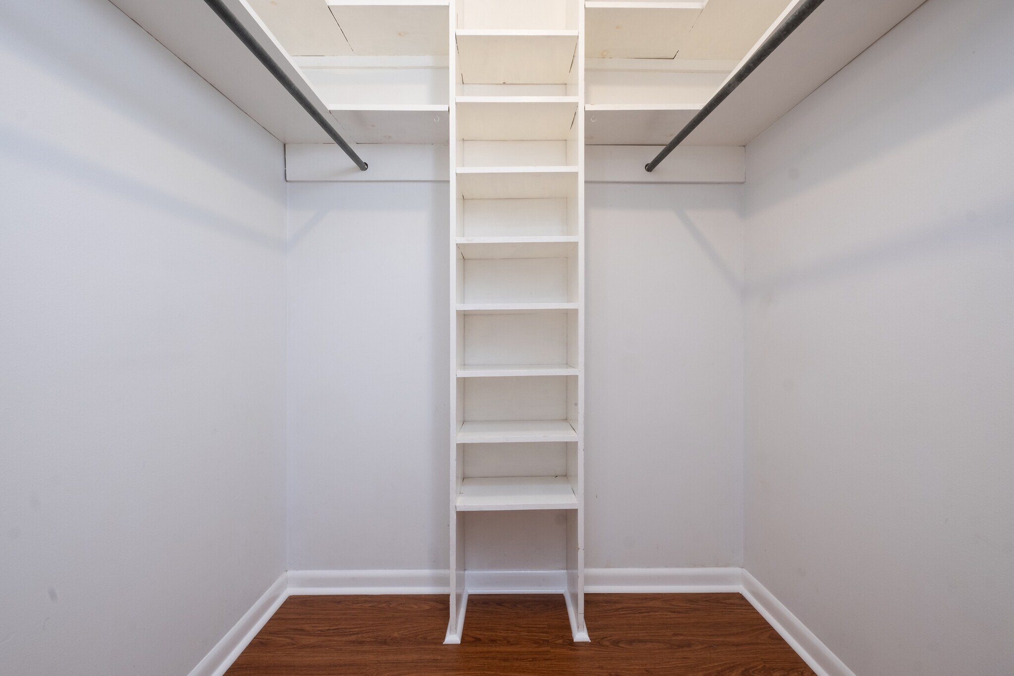 Building Photo - 7403 L St