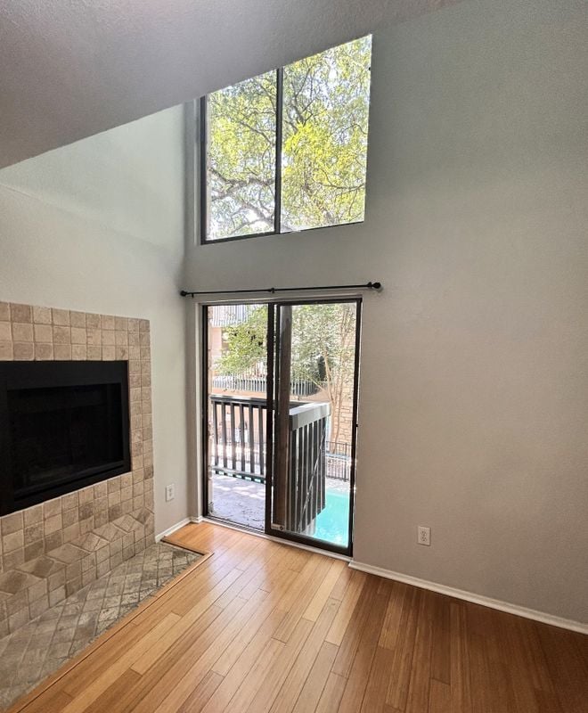 Building Photo - 3627 Menchaca Rd