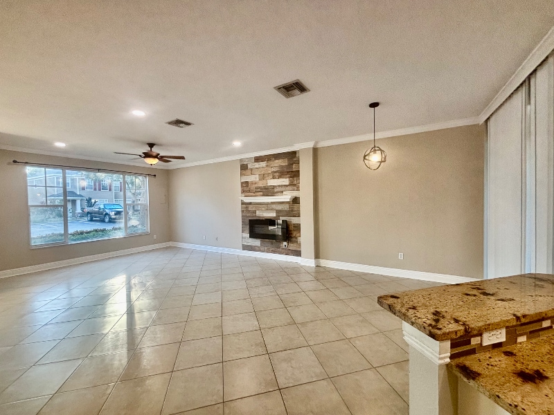 Building Photo - 13576 Forest Lake Dr