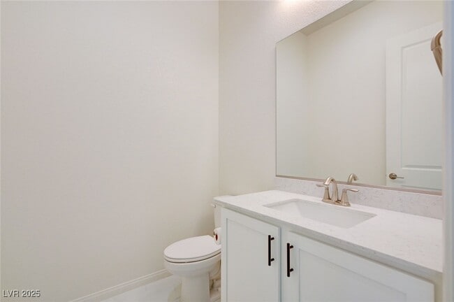 Building Photo - 555 Jerry Bird Ct