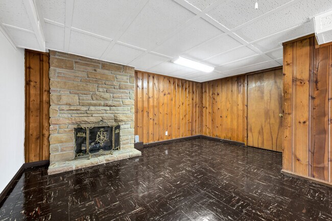 Building Photo - 1039 Coffey Ct