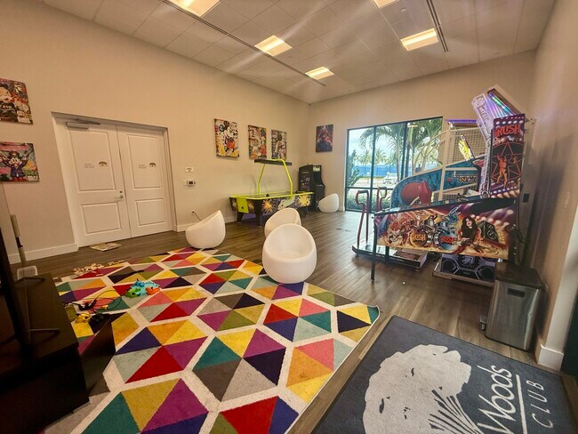 Building Photo - 11110 Highland Cir