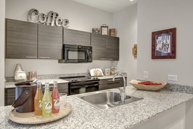 Building Photo - The Trend at 51