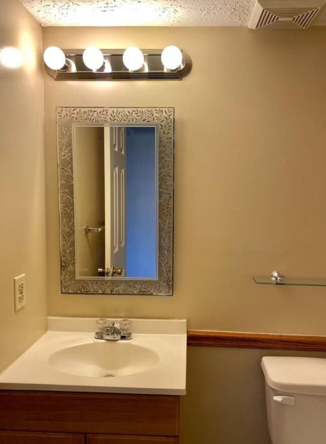 Building Photo - 6141 Sea Lion Pl