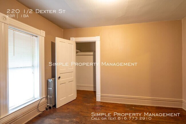 Building Photo - 2 Bed 1 Bath Apartment In Ionia