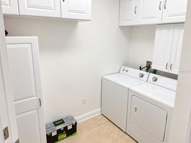 Building Photo - 615 Riviera Dunes Way