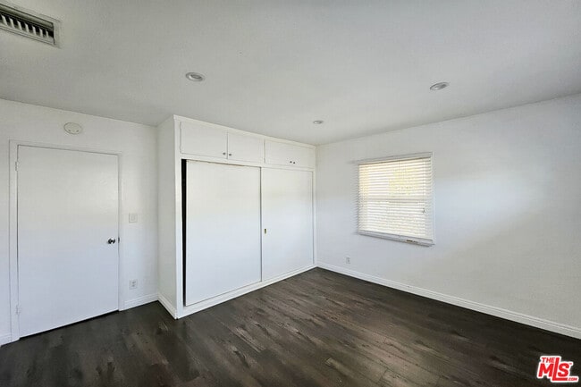 Building Photo - 15106 San Jose St