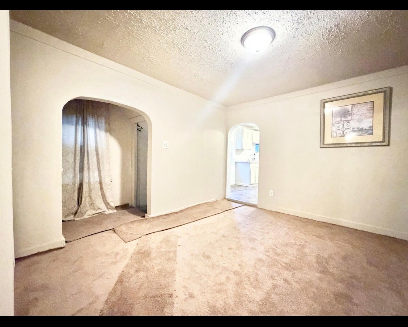 Building Photo - 1308 W 13th Ave