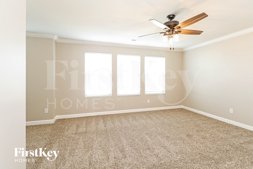 Building Photo - 4003 Armstrong Farm Dr